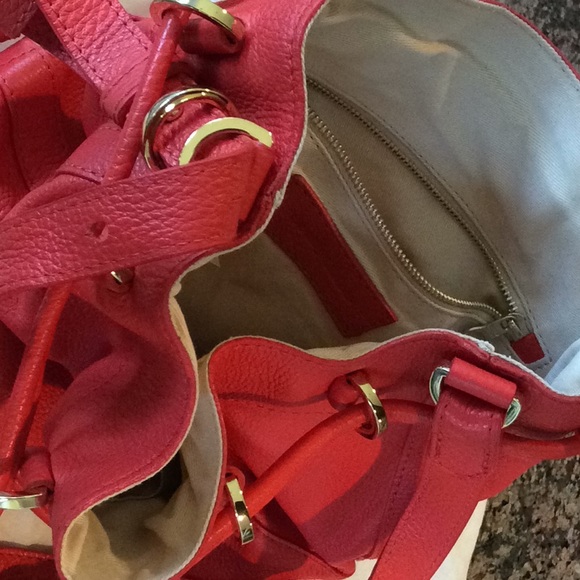 SEE by CHLOE bucket purse with adjustable strap - Picture 7 of 11